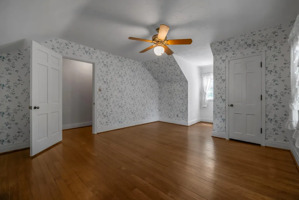 108 Romany Road Lexington KY 40502