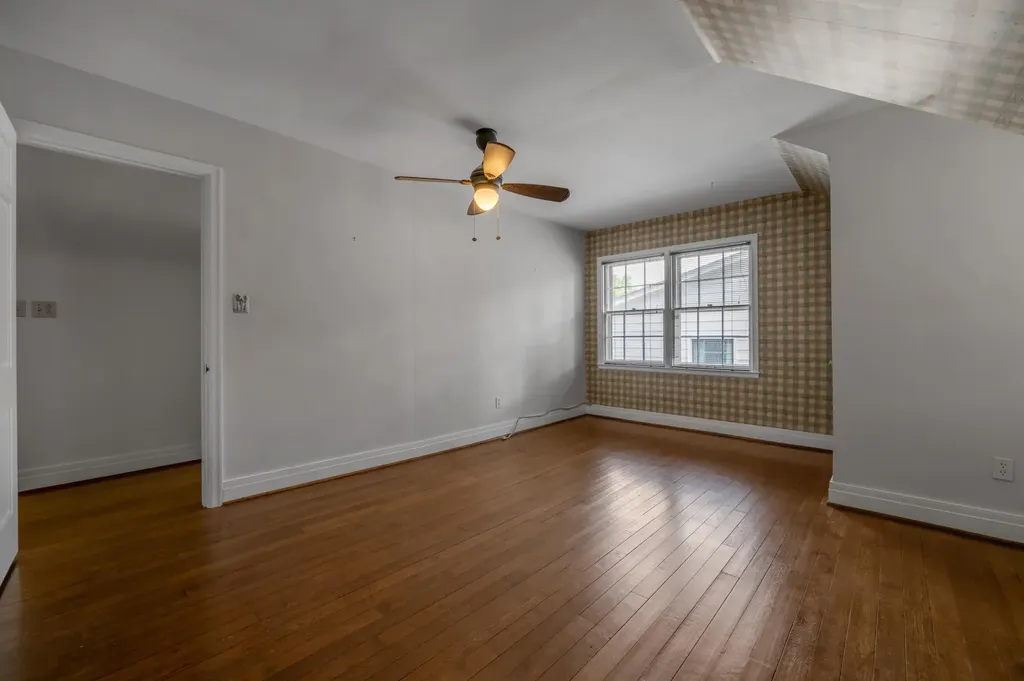 108 Romany Road Lexington KY 40502