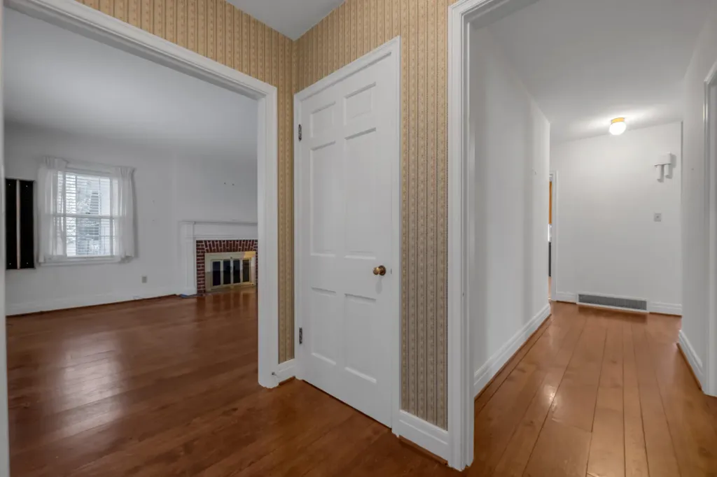 108 Romany Road Lexington KY 40502