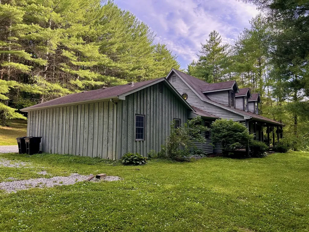 1858 Indian Creek Road Hillsboro KY 41049