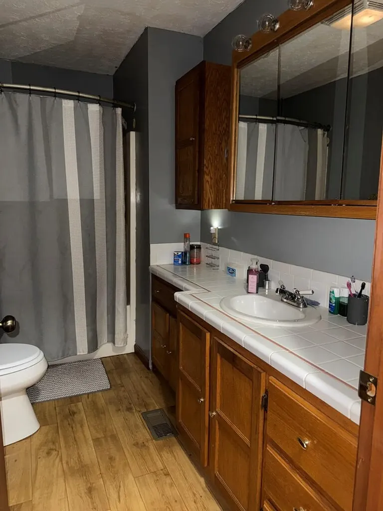 665 665 Craft Creek Salyersville KY 41465