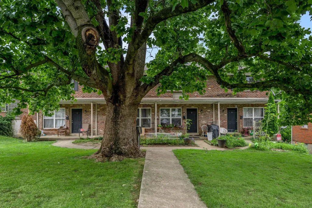 1041-1043 Cross Keys Road Lexington KY 40504