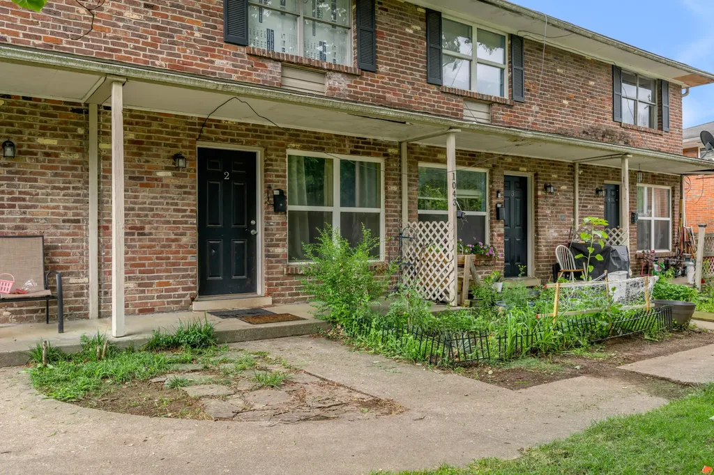 1041-1043 Cross Keys Road Lexington KY 40504