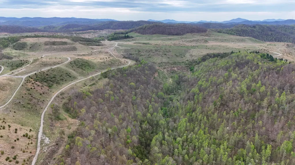 00 Dryfork Road Helton KY 40840