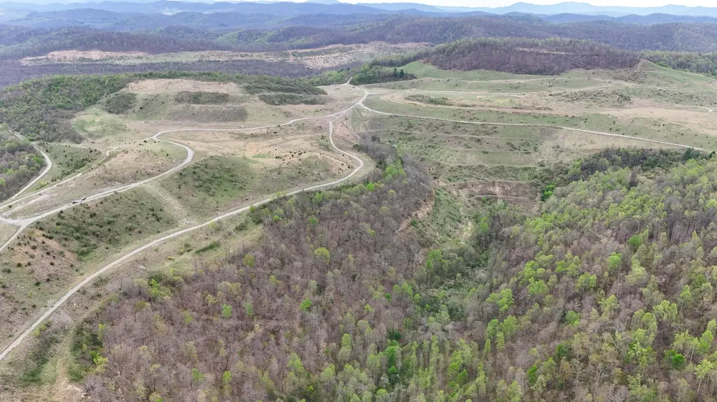 00 Dryfork Road Helton KY 40840
