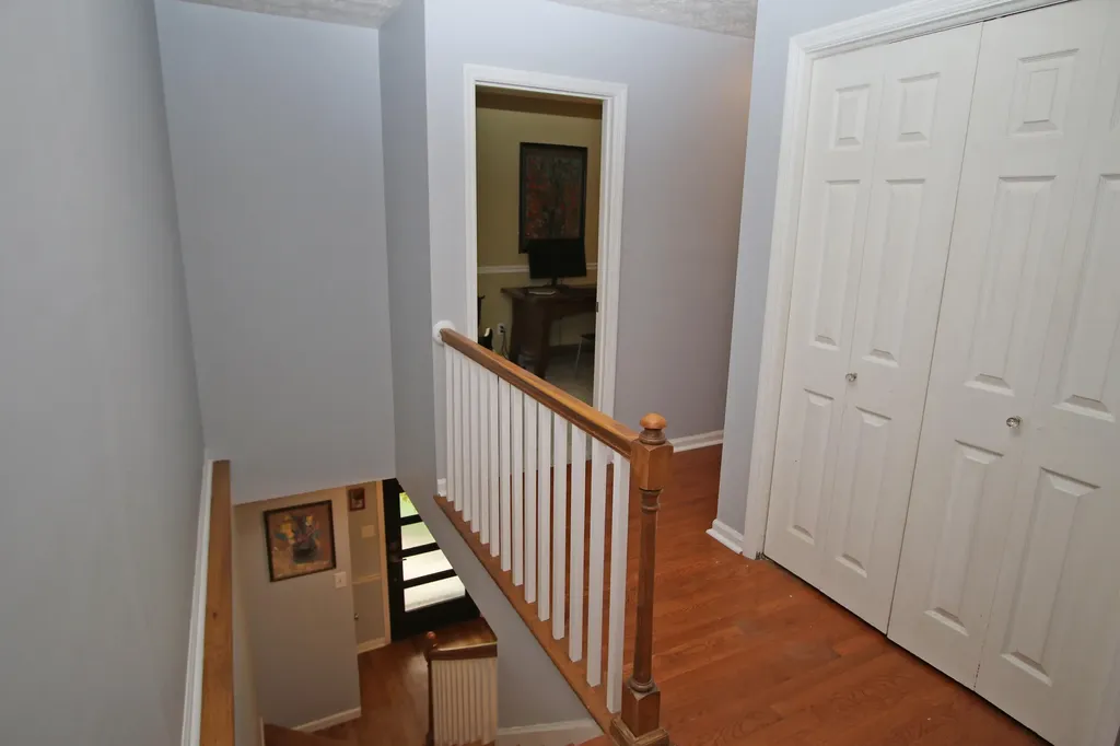1712 Brook Park Drive Lexington KY 40515