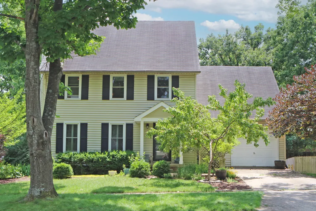 1712 Brook Park Drive Lexington KY 40515