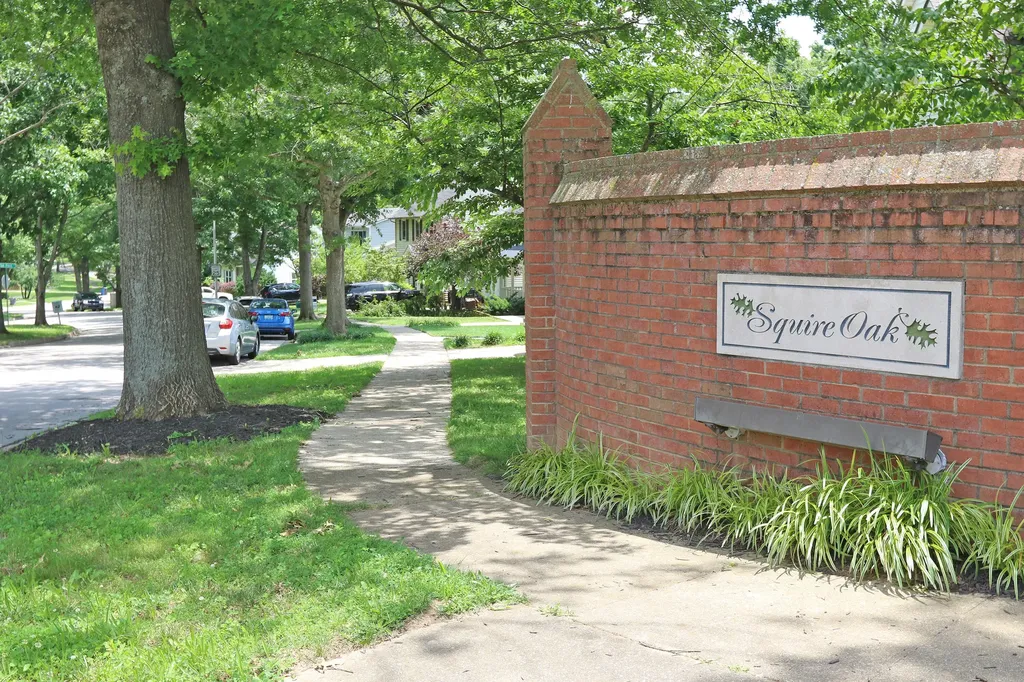 1712 Brook Park Drive Lexington KY 40515
