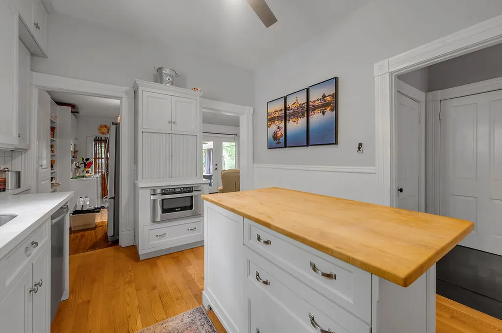 688 Elsmere Park Lexington KY 40508