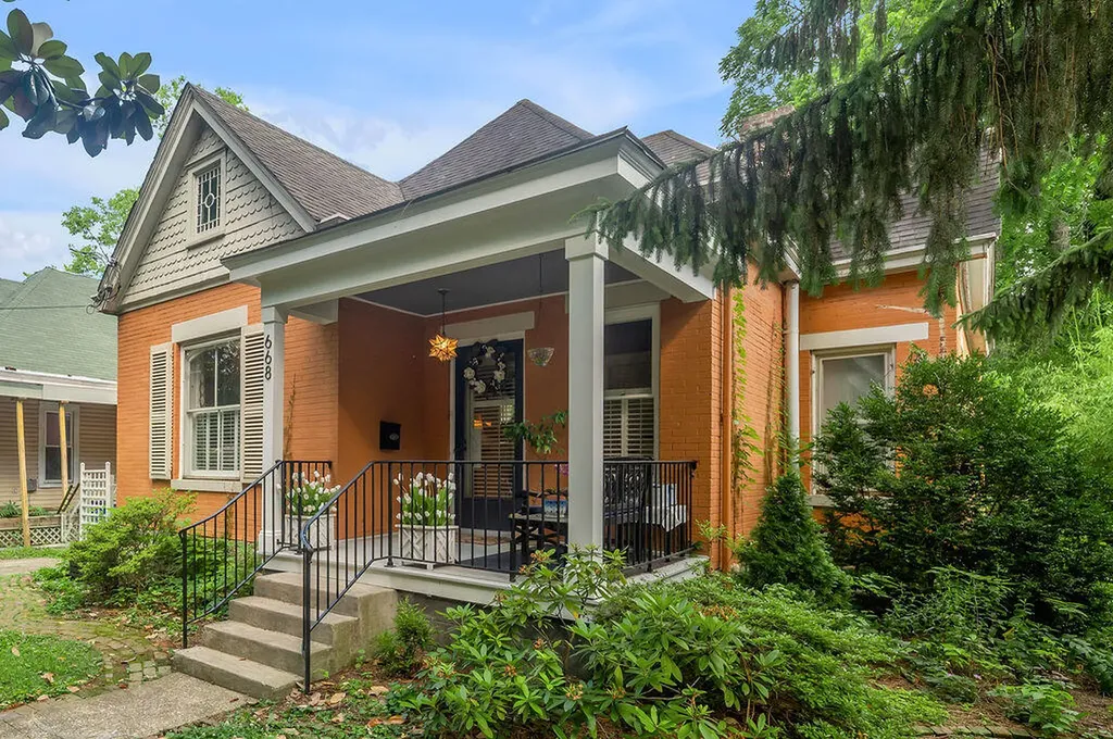 688 Elsmere Park Lexington KY 40508
