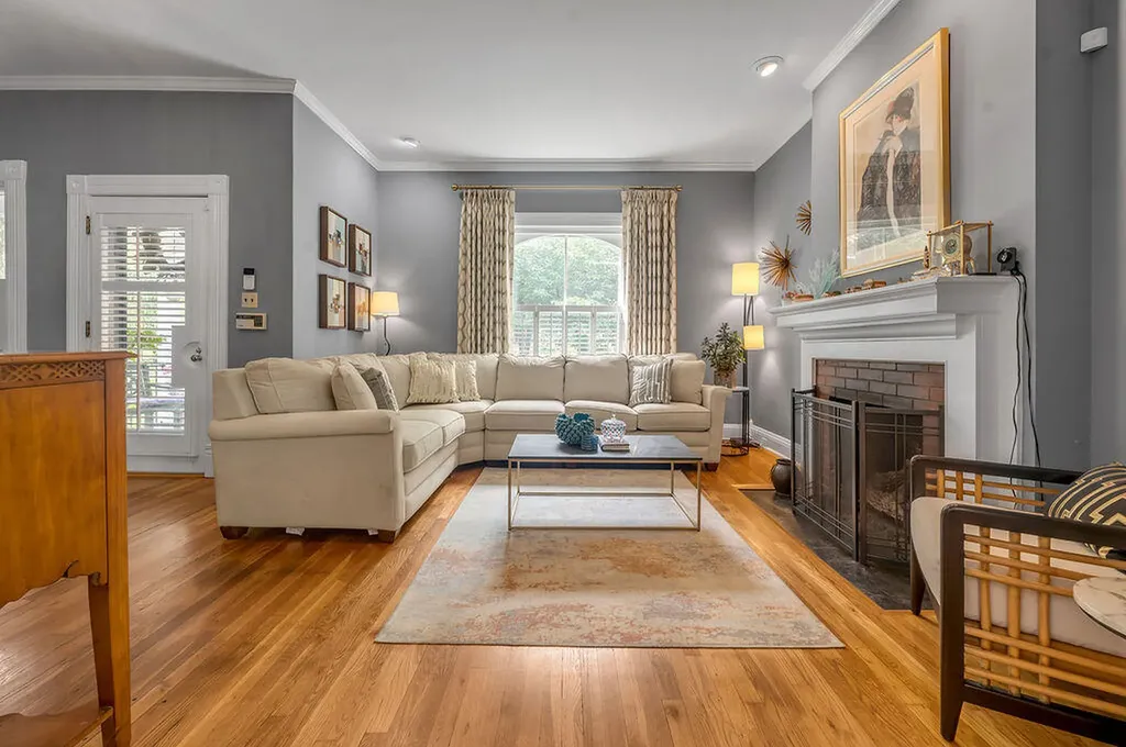 688 Elsmere Park Lexington KY 40508