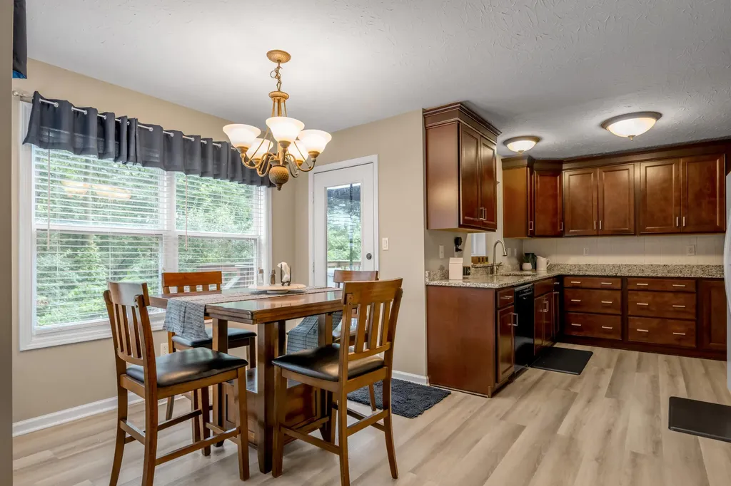 297 Shoreside Drive Lexington KY 40515