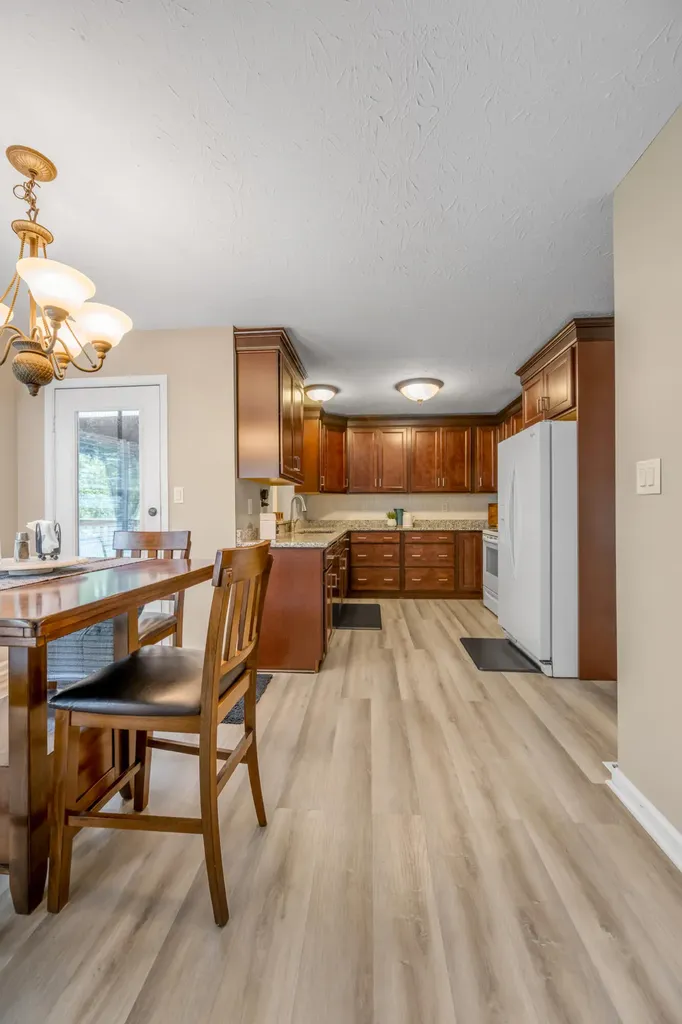 297 Shoreside Drive Lexington KY 40515