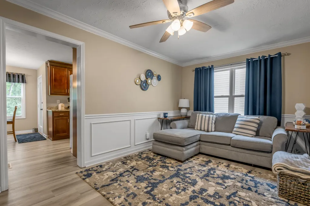 297 Shoreside Drive Lexington KY 40515