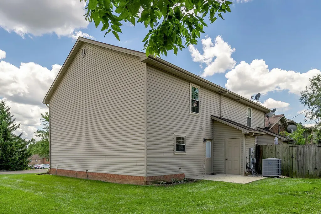 821 Mickey Lane Lexington KY 40509