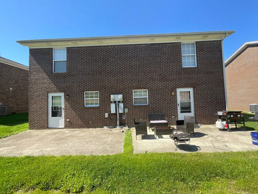 1045 Merrick Drive Richmond KY 40475