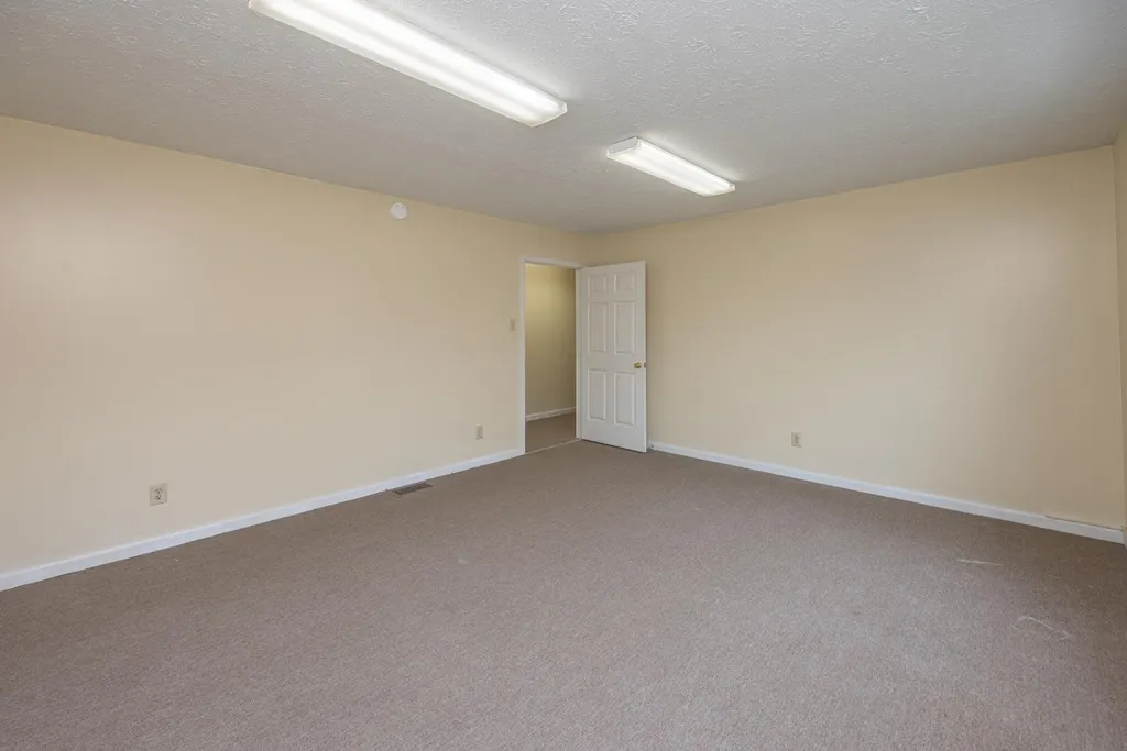 214-216 Main Street Paris KY 40361