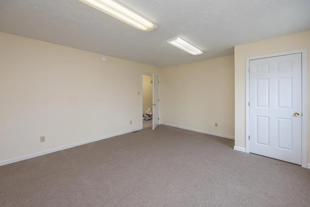 214-216 Main Street Paris KY 40361