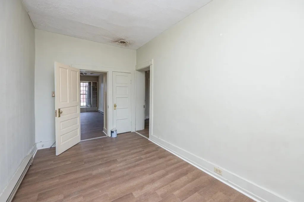 214-216 Main Street Paris KY 40361