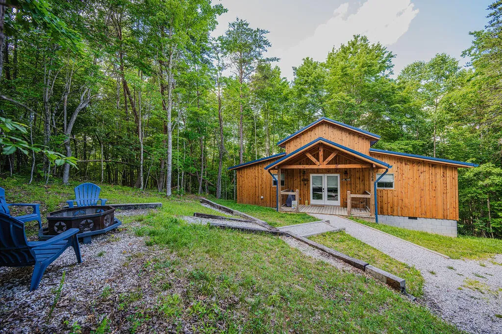 168 Eagle Ridge Road Campton KY 41301