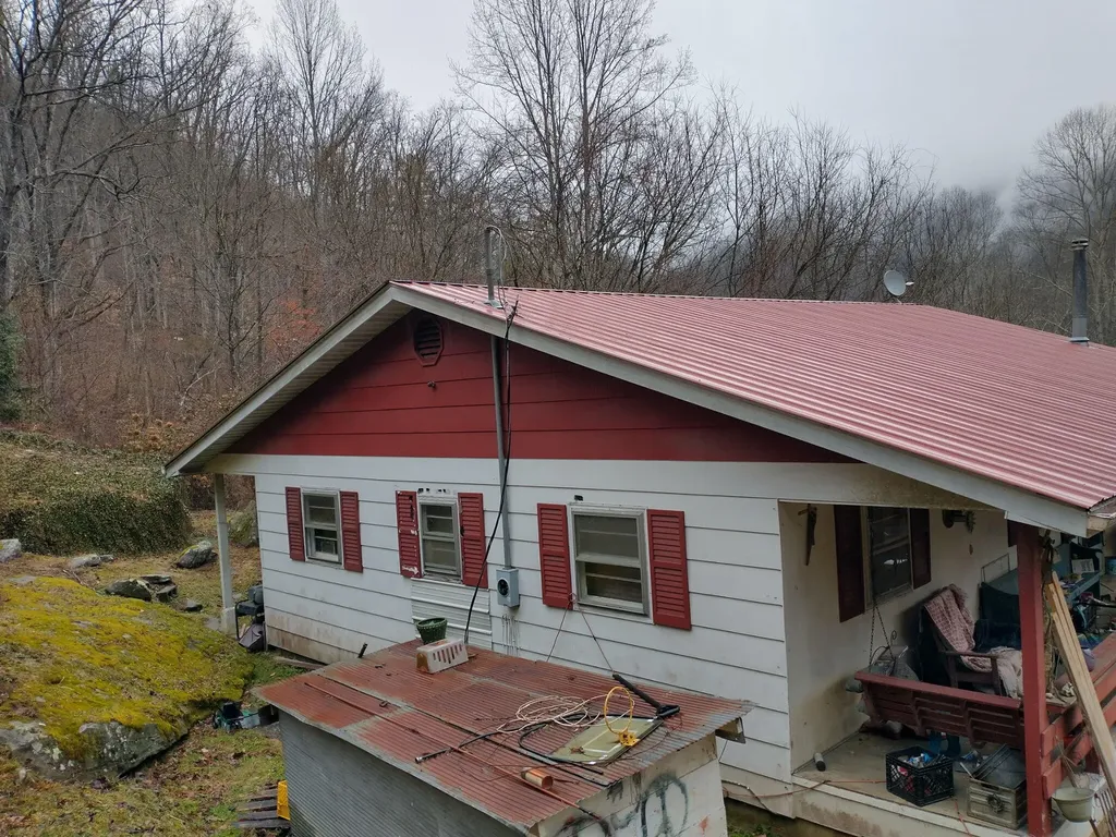 19 Harlan Lane Buckhorn KY 41721