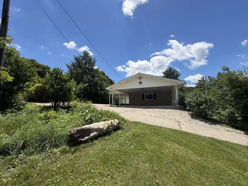 303 Freedom School Road Mt Vernon KY 40456