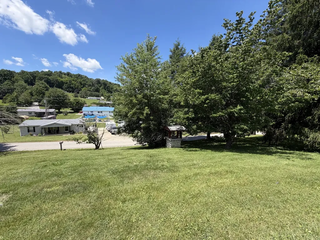 303 Freedom School Road Mt Vernon KY 40456