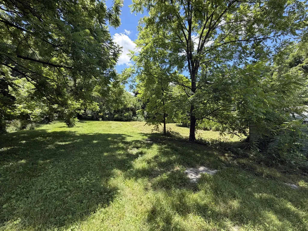 303 Freedom School Road Mt Vernon KY 40456