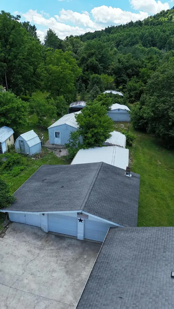 303 Freedom School Road Mt Vernon KY 40456