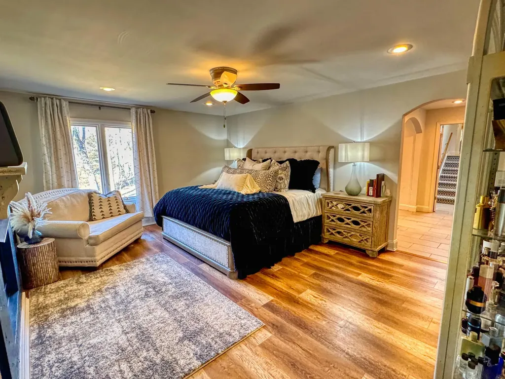 7 Pleasant View Lane Murray KY 42071