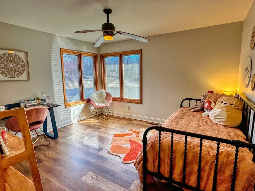 7 Pleasant View Lane Murray KY 42071