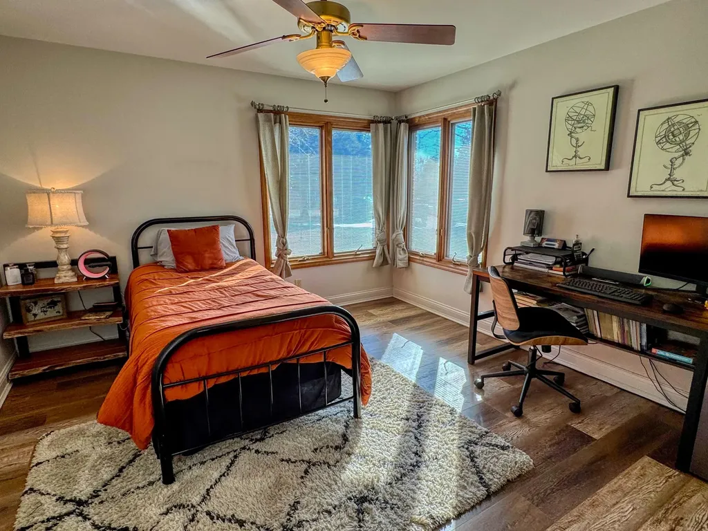 7 Pleasant View Lane Murray KY 42071