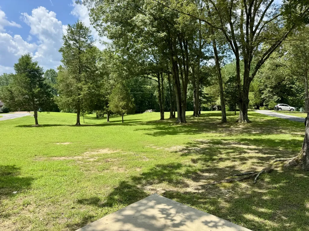 7 Pleasant View Lane Murray KY 42071