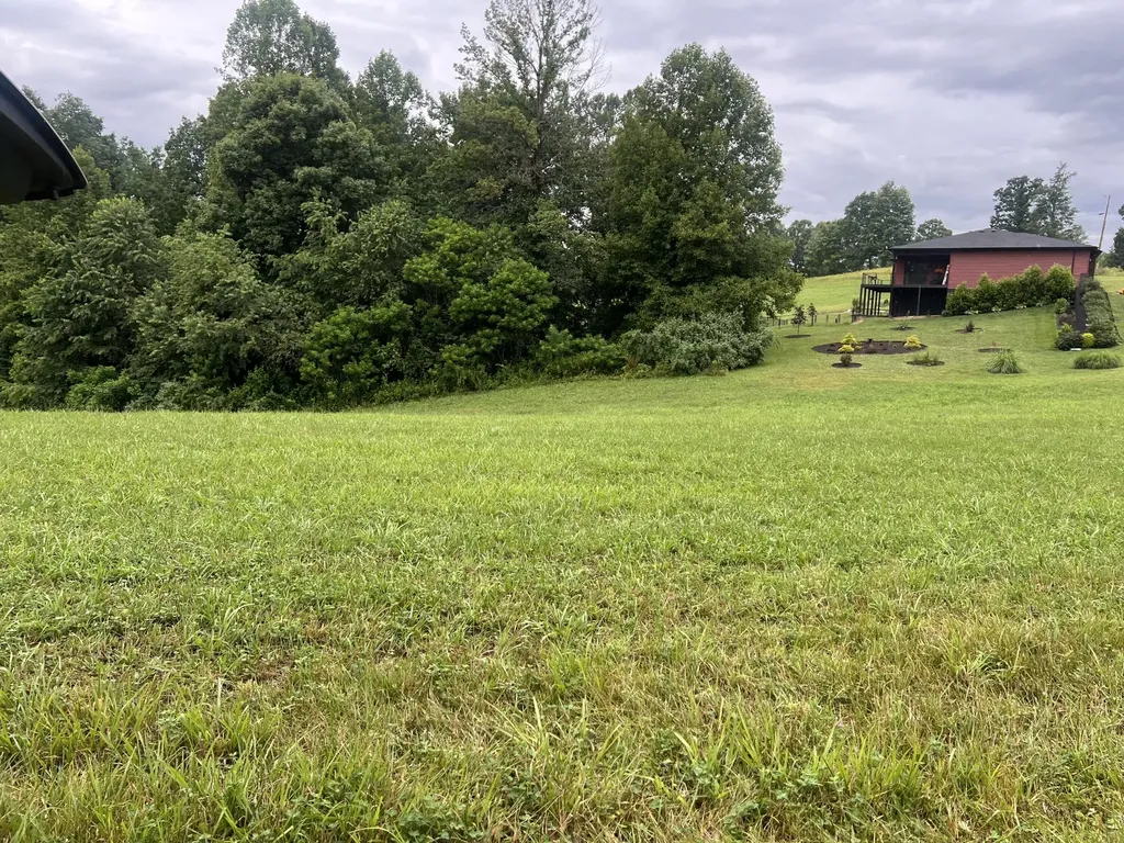 23 Hemlock Way Morehead KY 40351