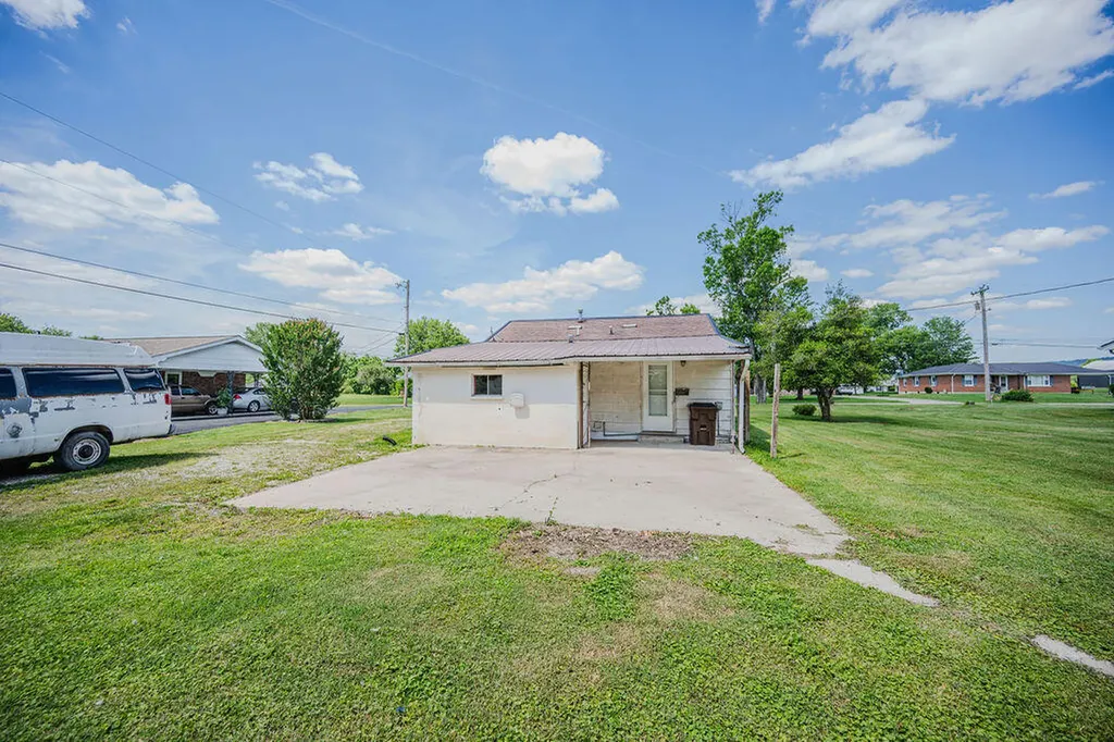 829 Maple Street Stanton KY 40380