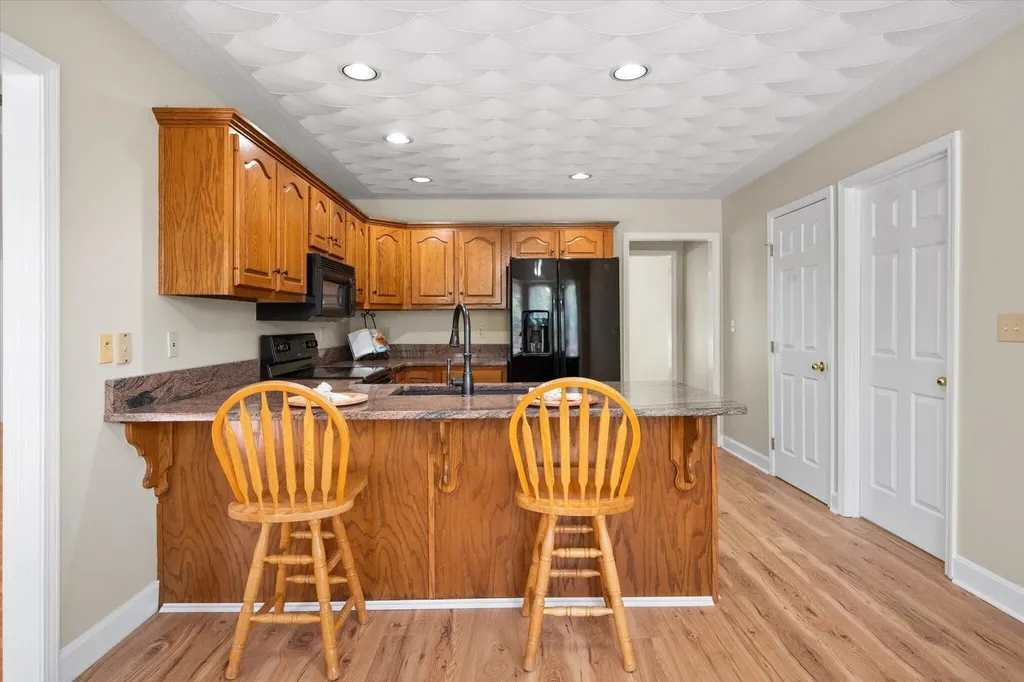 2032 Currys Fork Drive La Grange KY 40031