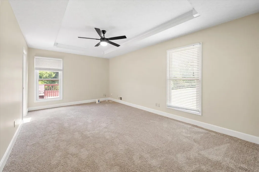 2032 Currys Fork Drive La Grange KY 40031