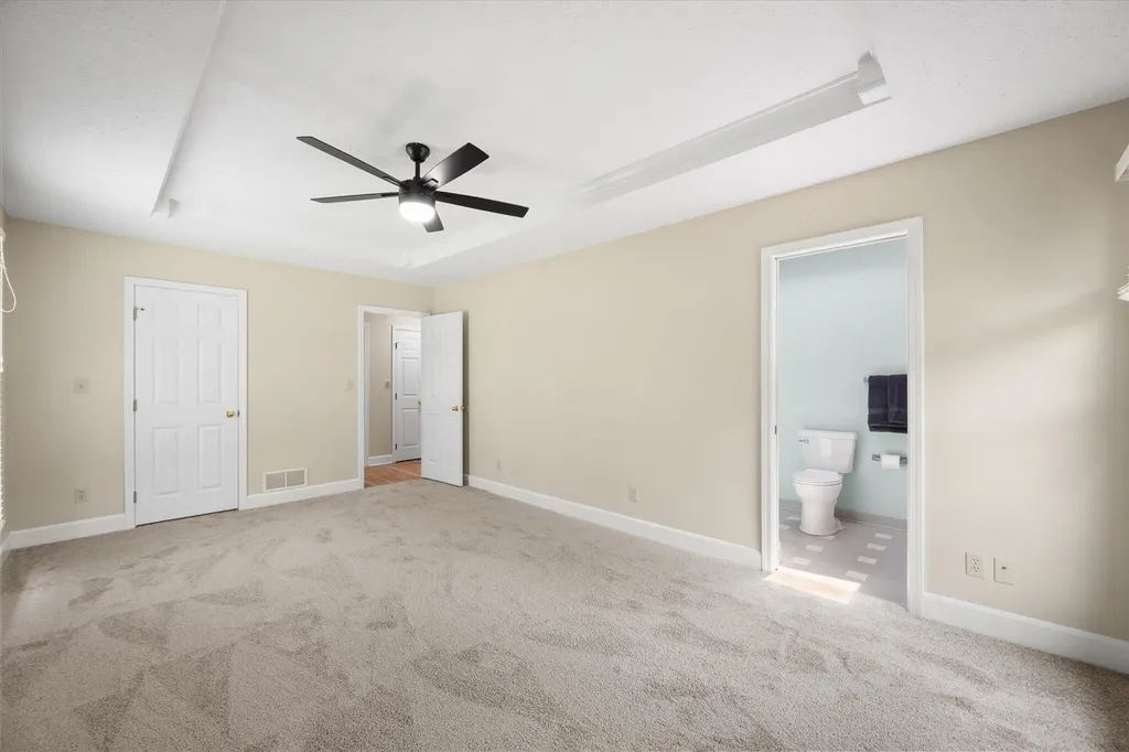 2032 Currys Fork Drive La Grange KY 40031