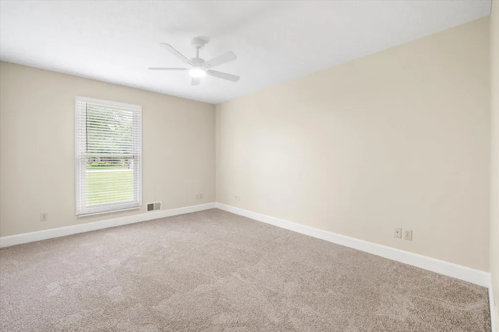 2032 Currys Fork Drive La Grange KY 40031