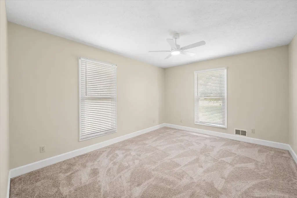 2032 Currys Fork Drive La Grange KY 40031
