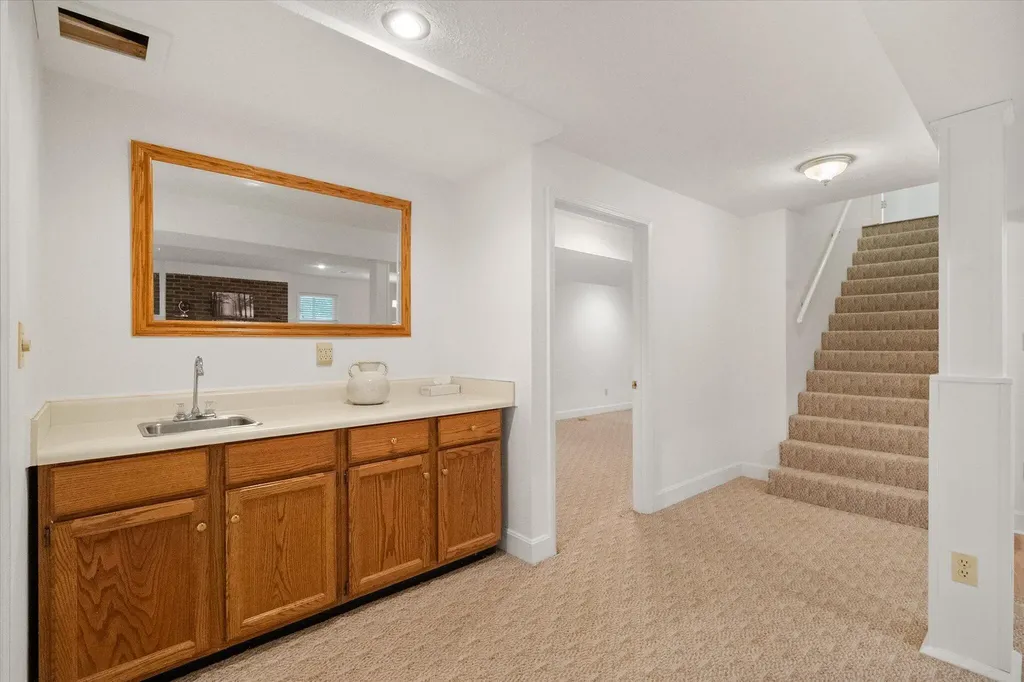 2032 Currys Fork Drive La Grange KY 40031
