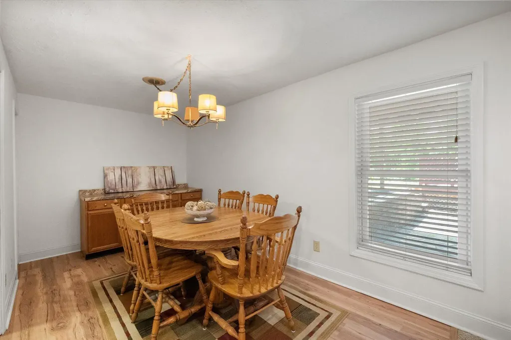 2032 Currys Fork Drive La Grange KY 40031