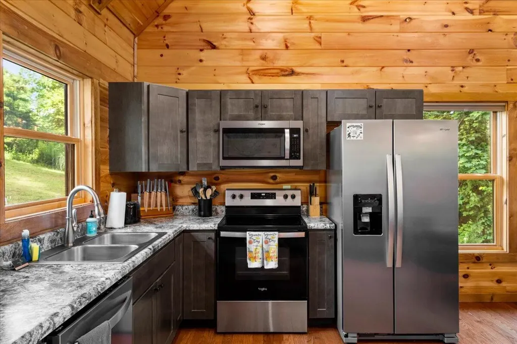 2009 Glencairn Road Rogers KY 41365