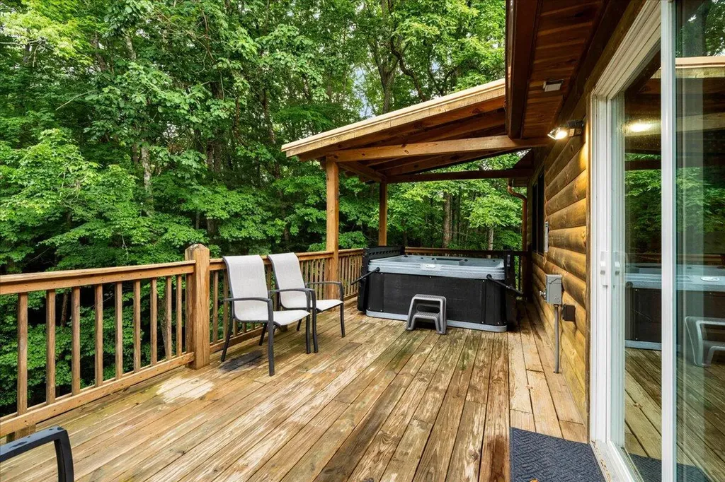 2009 Glencairn Road Rogers KY 41365