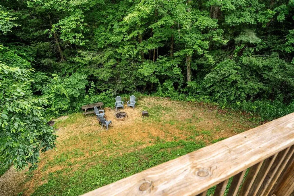 2009 Glencairn Road Rogers KY 41365