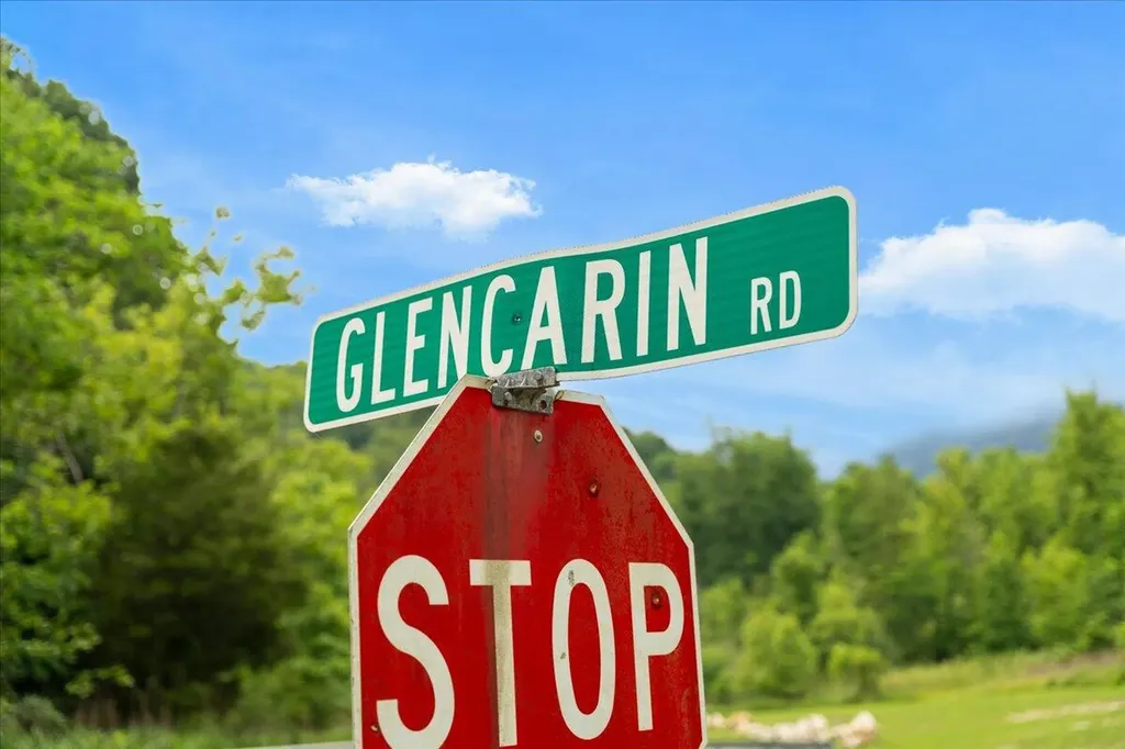 2009 Glencairn Road Rogers KY 41365