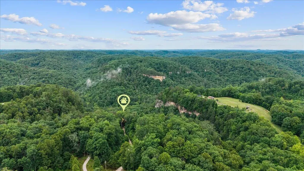 2009 Glencairn Road Rogers KY 41365