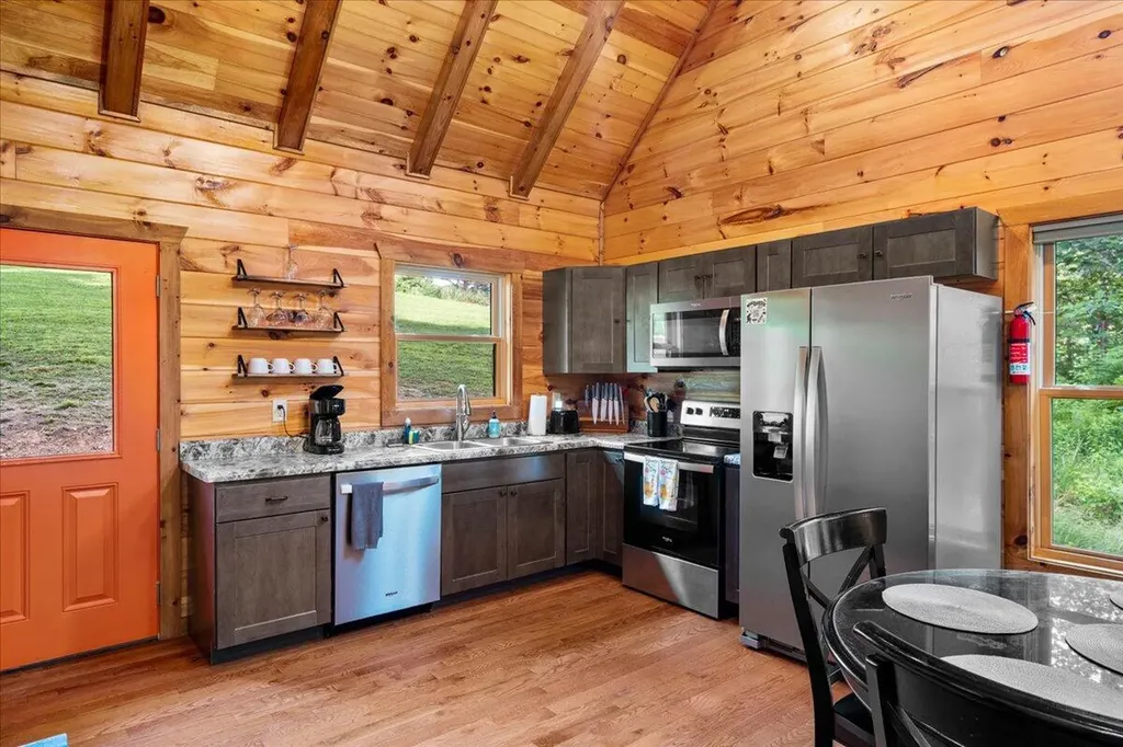 2009 Glencairn Road Rogers KY 41365