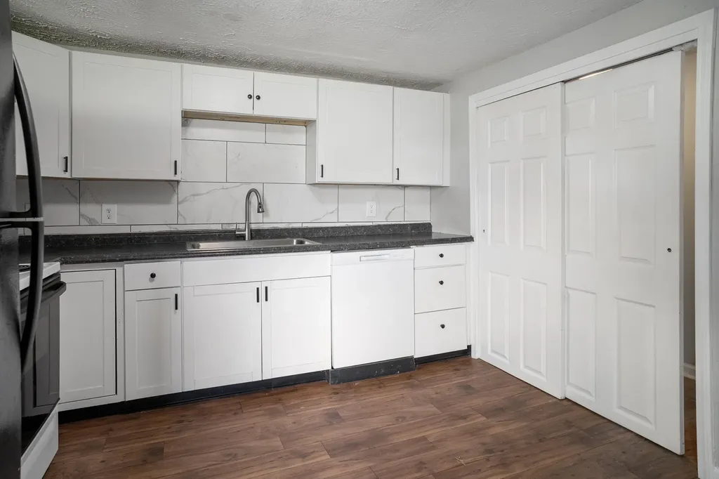863 E Main Street Georgetown KY 40324