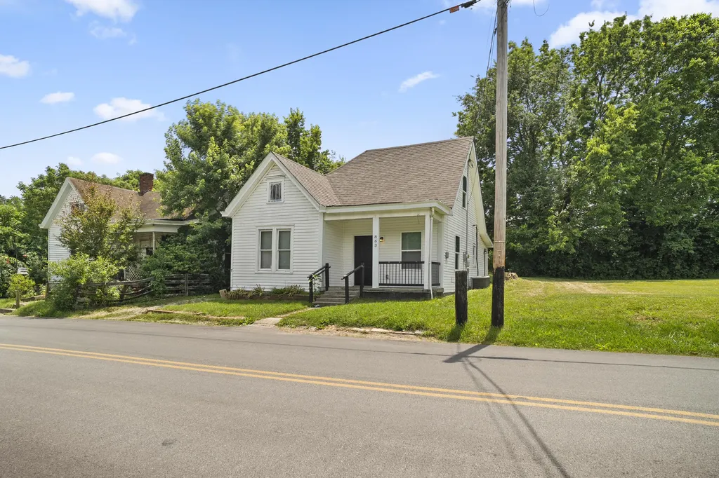 863 E Main Street Georgetown KY 40324